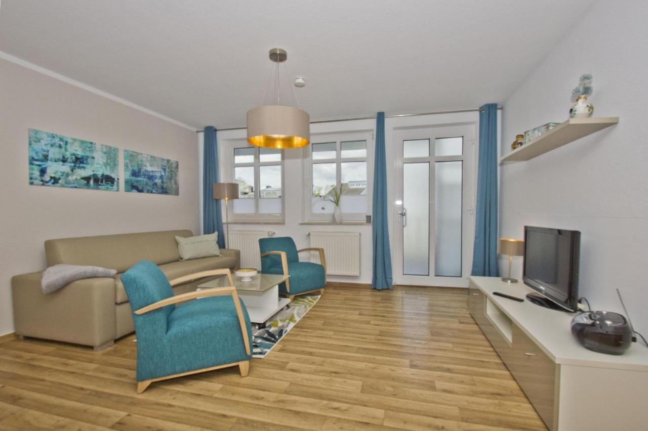 Ferienwohnung Mit Balkon, Gratis Nutzung Vom Ahoi Erlebnisbad Und Sauna In Sellin - Haus Strandeck Fewo 07 Goehren  Exterior foto